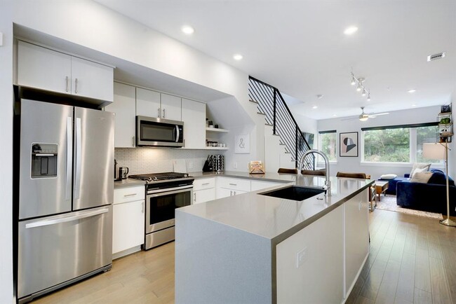 property at 2002 E 7th St