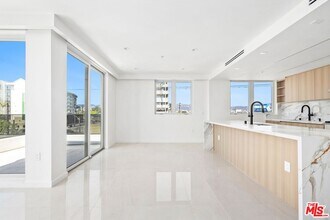 1414 S Beverly Dr in Los Angeles, CA - Building Photo - Building Photo