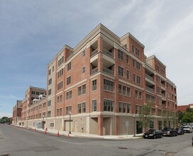 38 High Rock Ave in Saratoga Springs, NY - Building Photo - Building Photo