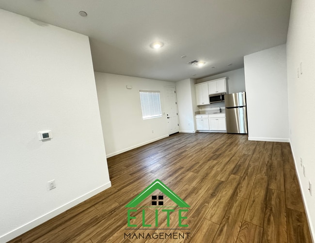 4301 Arctic Tern Cir in Rancho Cordova, CA - Building Photo - Building Photo