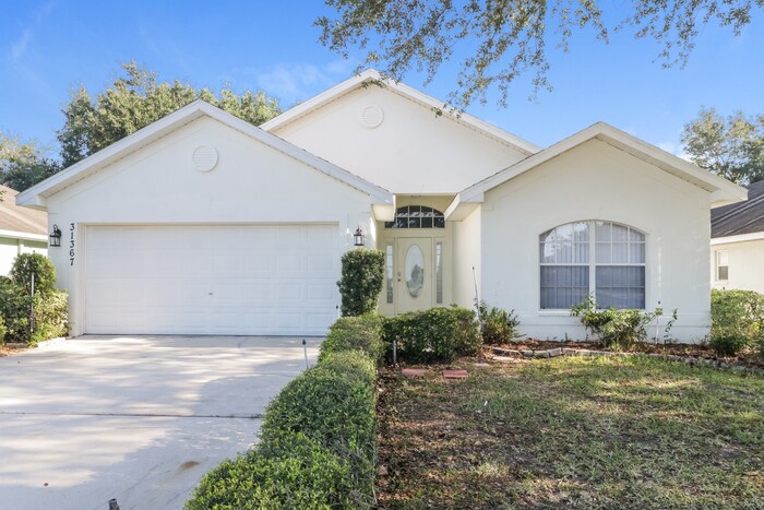 31367 Satinleaf Run in Brooksville, FL - Building Photo