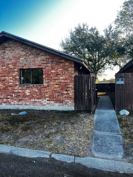 1222 N Star Circle Dr in Harlingen, TX - Building Photo
