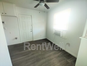 2914 E Bates St in Lubbock, TX - Building Photo - Building Photo