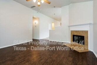 1205 Mule Deer Dr in Arlington, TX - Building Photo - Building Photo
