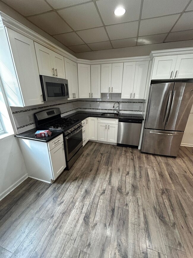 61 Kansas St in Hackensack, NJ - Building Photo - Building Photo
