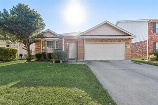 4176 Capstone Dr in Fort Worth, TX - Building Photo