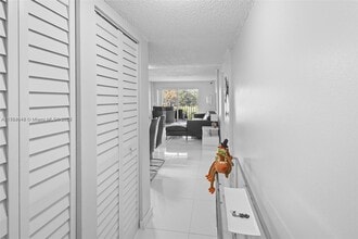 14250 SW 62nd St, Unit 301 in Miami, FL - Building Photo - Building Photo