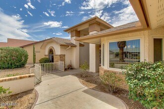 13820 W Oak Glen Dr in Sun City West, AZ - Building Photo - Building Photo