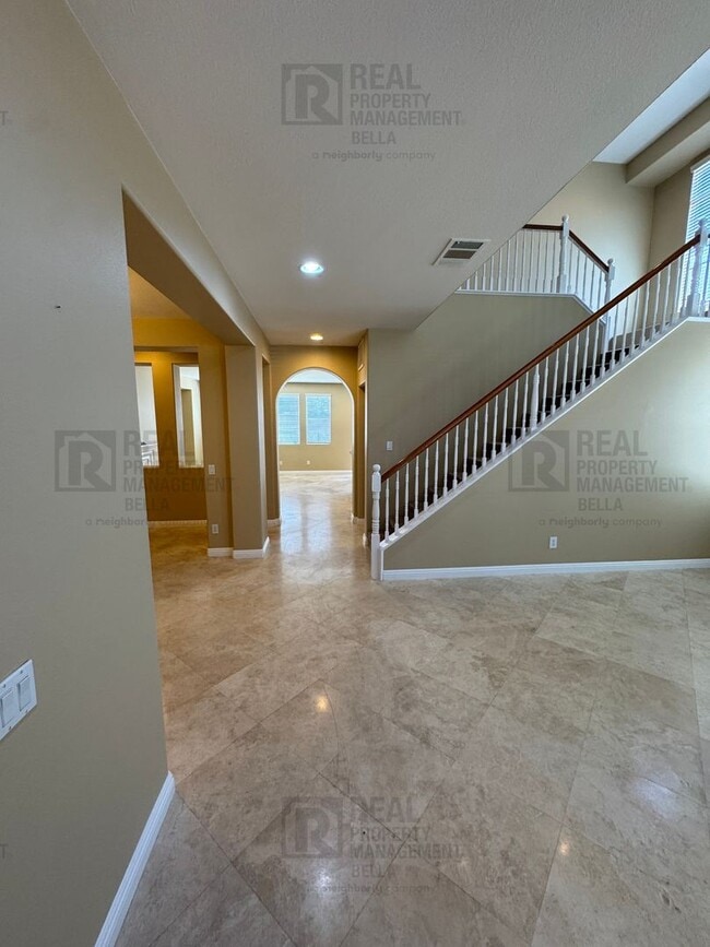 34580 Sourwood Way in Winchester, CA - Building Photo - Building Photo