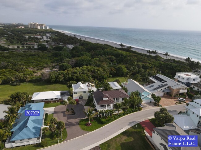207 Xanadu Pl in Jupiter, FL - Building Photo - Building Photo
