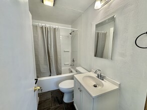 1027 Saint Clair Ave, Unit A in Sheboygan, WI - Building Photo - Building Photo