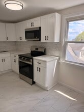 173 Fairview Ave, Unit 173 Fairview unit 3 in Bridgeport, CT - Foto de edificio - Building Photo