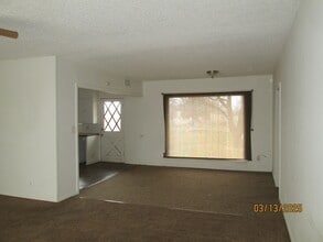 301 Juanita St in Plainview, TX - Building Photo - Building Photo