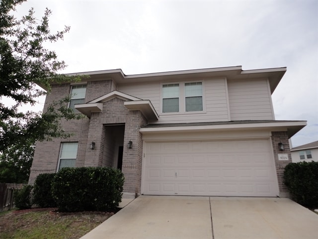 property at 3723 Holden Ct