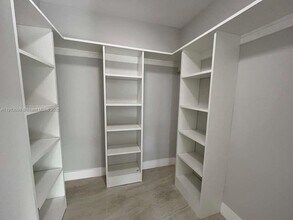 1844 NW 19th St in Miami, FL - Building Photo - Building Photo