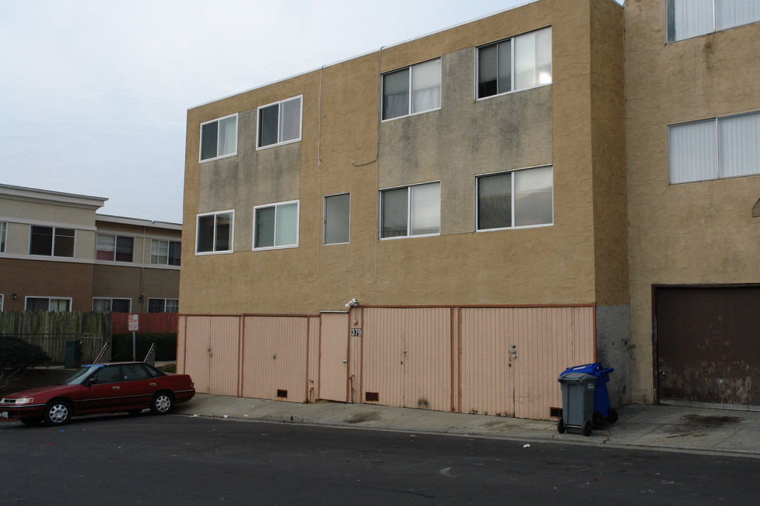 379 Susie Way in South San Francisco, CA - Building Photo