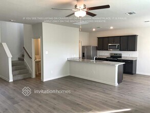 1325 Wind Drift Wy in Fort Worth, TX - Foto de edificio - Building Photo