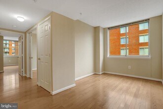 3835 9th St N in Arlington, VA - Building Photo - Building Photo