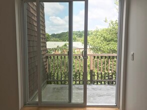 142 Kenrick St, Unit 38 in Boston, MA - Building Photo - Building Photo