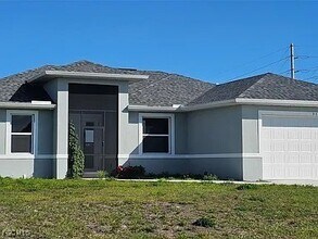 578 David Cir in La Belle, FL - Building Photo - Building Photo
