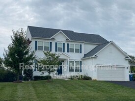 779 Mcguire Cir in Berryville, VA - Building Photo