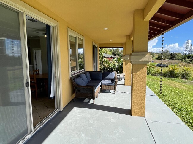 588 Anekona St in Wailuku, HI - Building Photo - Building Photo