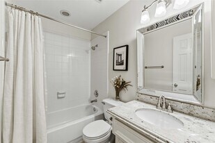 2607 W Dallas St in Houston, TX - Building Photo