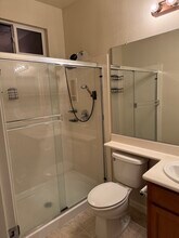 606 Leah Ln in Mountain House, CA - Foto de edificio - Building Photo