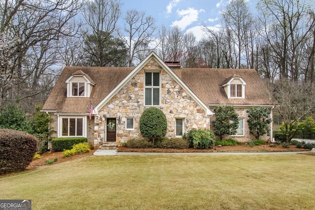 property at 1106 Byrnwyck Rd NE