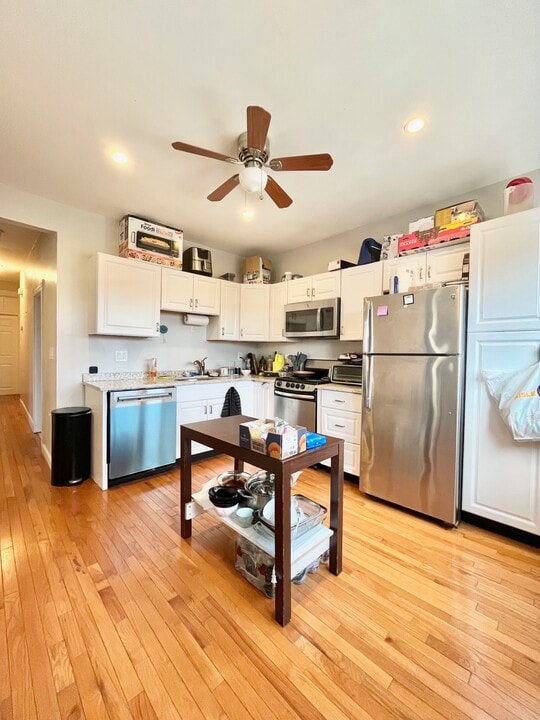 818 Parker St, Unit 1 in Boston, MA - Building Photo