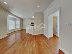 4130 Leinbach Dr in Winston-Salem, NC - Foto de edificio - Building Photo