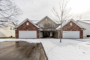 5600-5602-5602 Younger Dr in Columbia, MO - Building Photo