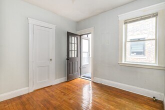 473 Broadway in Medford, MA - Building Photo - Building Photo