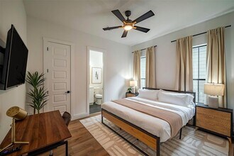 1305 E 27th St in Houston, TX - Building Photo - Building Photo