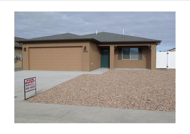 property at 2456 Hannah Ln