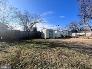 5604 29th Ave in Hyattsville, MD - Foto de edificio - Building Photo