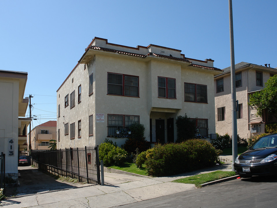 415 N Normandie Pl in Los Angeles, CA - Building Photo