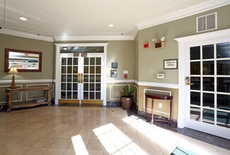 Cedar Court Apartments in Gaithersburg, MD - Foto de edificio - Lobby