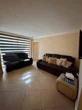 11750 SW 18th St in Miami, FL - Building Photo - Building Photo