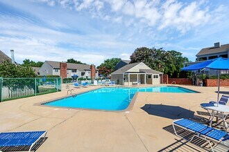 3240 Heathstead Place in Charlotte, NC - Building Photo - Building Photo