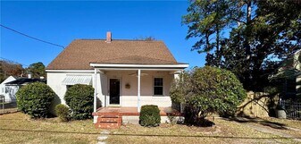 705 McPherson Ave in Fayetteville, NC - Building Photo