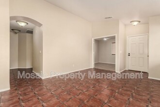 11031 W Elm Ln in Avondale, AZ - Building Photo - Building Photo