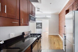 W 97TH ST. in New York, NY - Foto de edificio - Building Photo