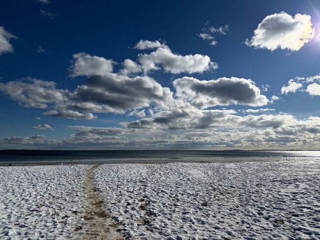 67 E Grand Ave in Old Orchard Beach, ME - Building Photo - Building Photo