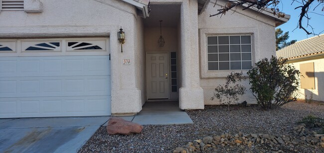 3713 White Angel Dr in North Las Vegas, NV - Building Photo - Building Photo