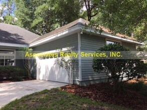 9722 SW 35th Ln in Gainesville, FL - Building Photo - Building Photo