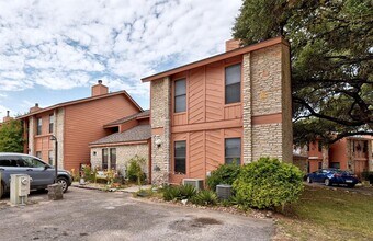 10 Cypress Fairway Village in Wimberley, TX - Building Photo - Building Photo