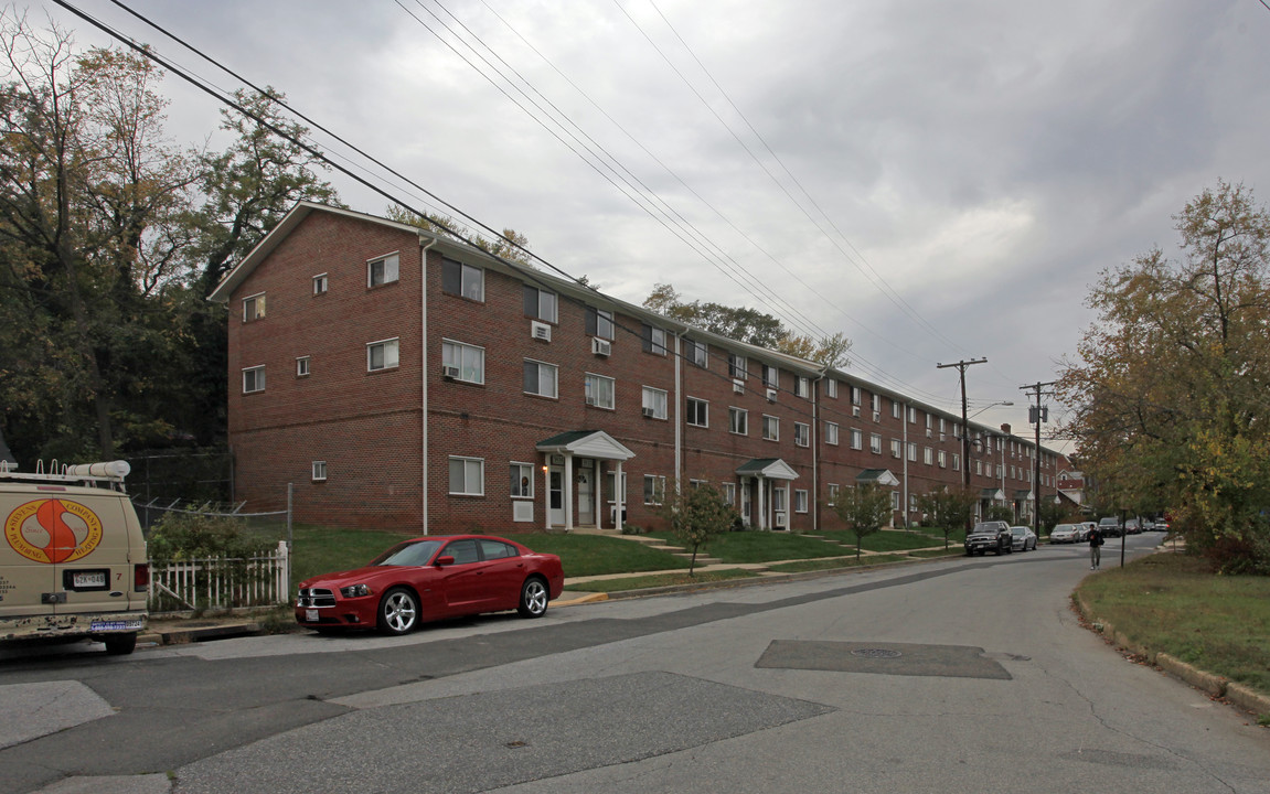 Newton Square Apartments in Mount Rainier, MD - Building Photo