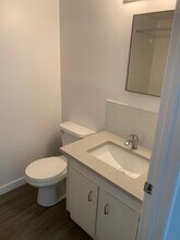 Hearth Manor in Edmonton, AB - Building Photo - Building Photo