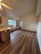 4165 Camellia St in Springfield, OR - Building Photo - Building Photo